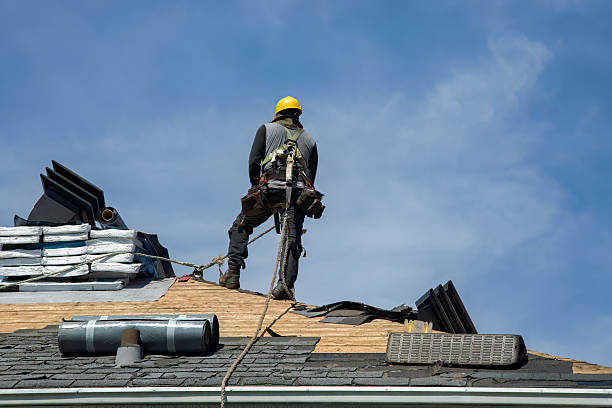 Professional Roofing technician working in Minster, OH